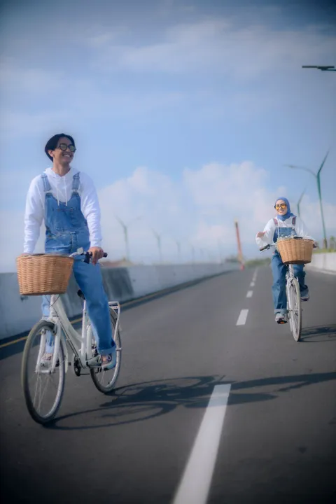 Foto sampul undangan Erlyn & Robi