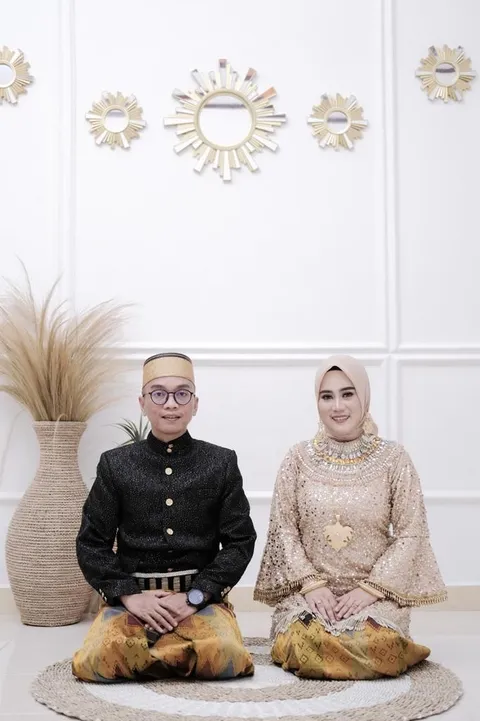Foto sampul undangan Uje & Nanda