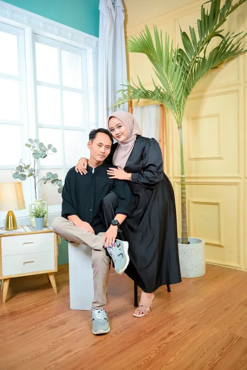 Foto sampul undangan Karina Dewi & Khaerul Faroiz