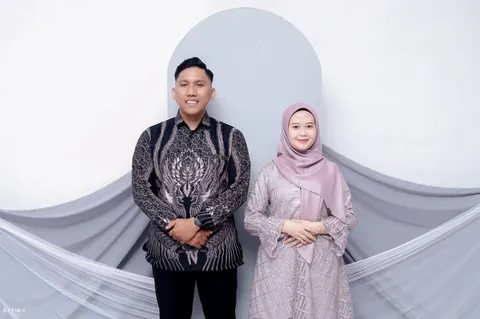 Foto sampul undangan Eka Ayu Safitri & Triharto Ahmadsyah