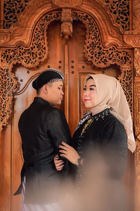 Foto sampul undangan Fitri & Riza