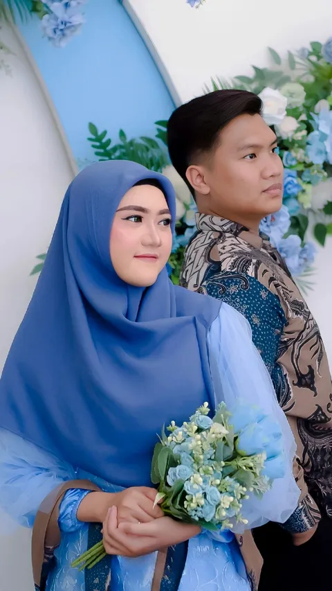 Foto sampul undangan Anita & Faris