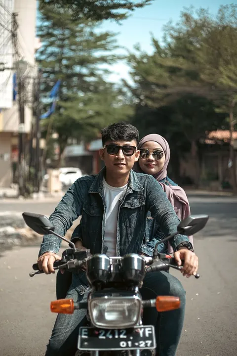 Foto sampul undangan Hadi & Putri