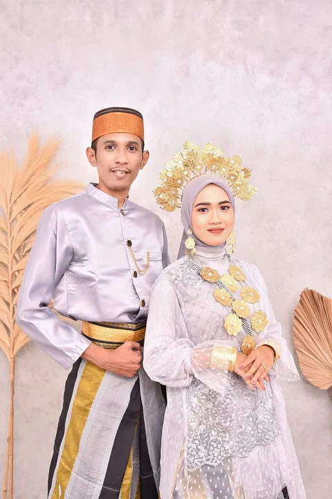 Foto sampul undangan Endu & Mia