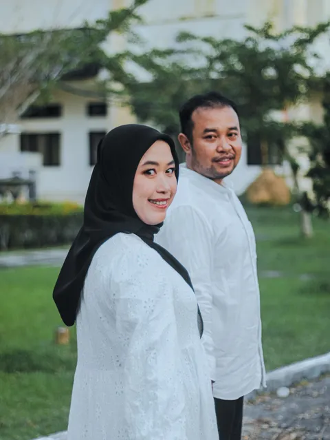Foto sampul undangan Dwi & Ratna