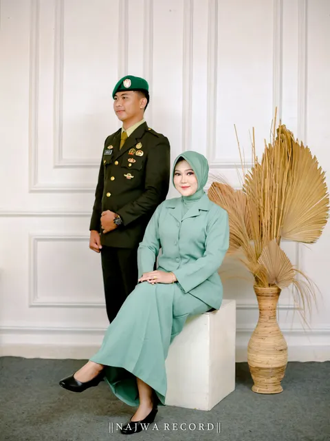 Foto sampul undangan Feri & Finda