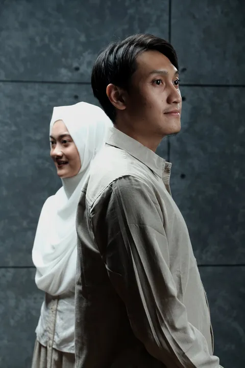 Foto sampul undangan Ari & Ray