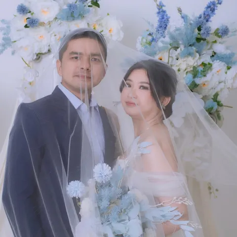 Foto sampul undangan Vanny & Chandro