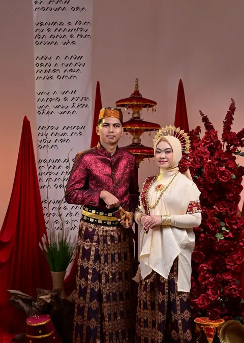 Foto sampul undangan Rahmat & Zelvi