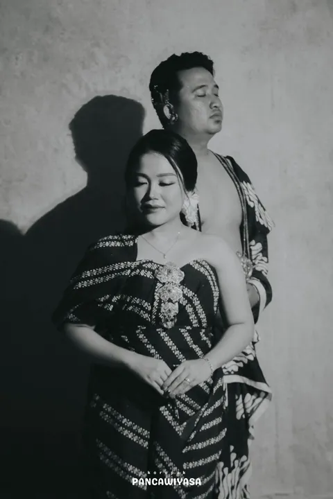 Foto sampul undangan Reza & Monika