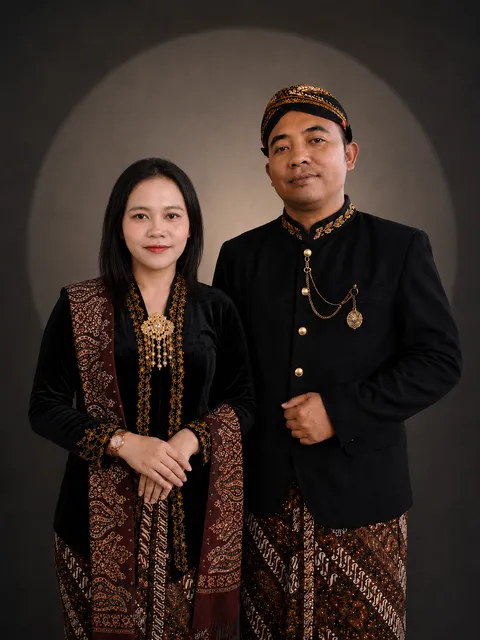 Foto sampul undangan Diyan & Triyanto