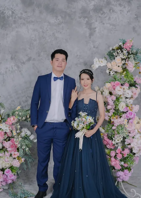 Foto sampul undangan Erick & Bella
