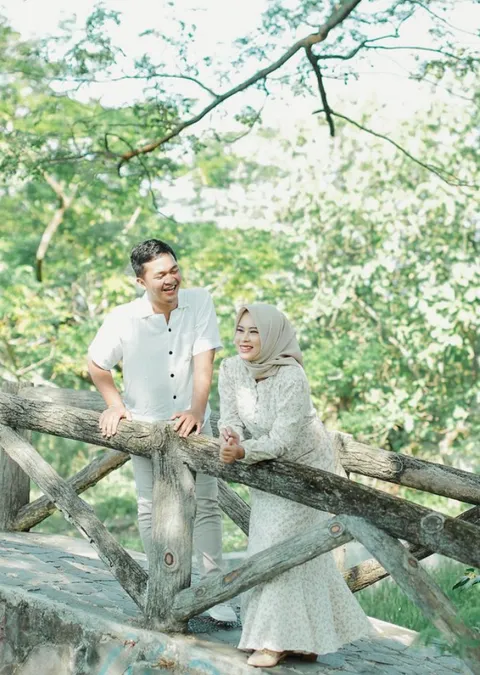 Foto sampul undangan Sifa & Ikhbal