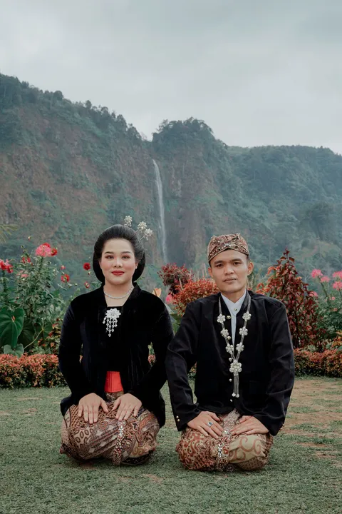 Foto sampul undangan Adit & Feyy