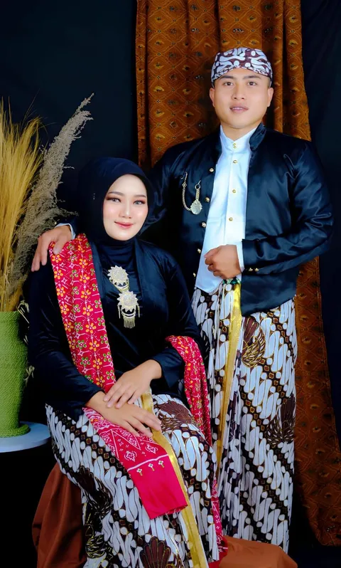 Foto sampul undangan Dandi & Mita