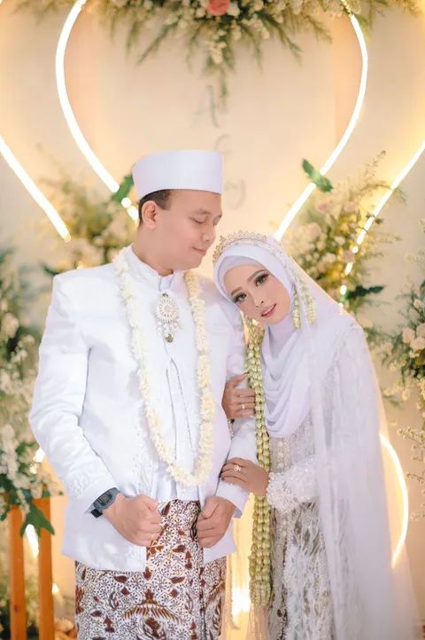 Foto sampul undangan Devy & Ari