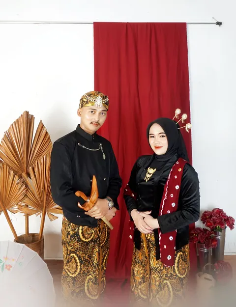 Foto sampul undangan Arby & Yunia