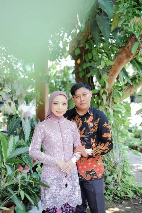 Foto sampul undangan Adelia & Awaludin