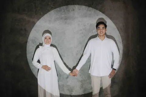 Foto sampul undangan Fauzi & Dian