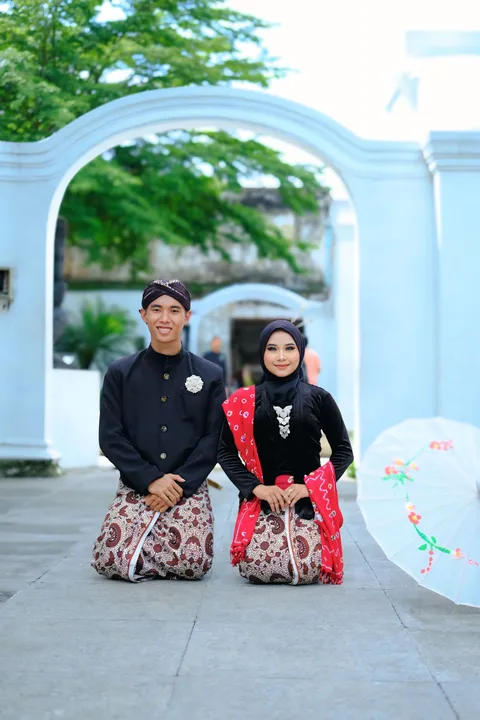 Foto sampul undangan Bima & Inthan