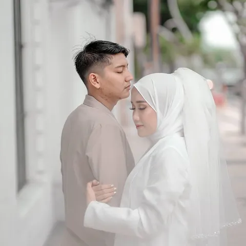 Foto sampul undangan Reza & Elda