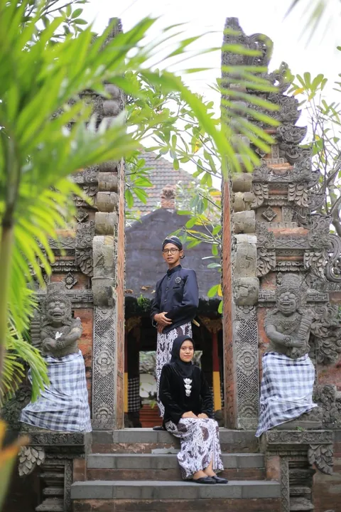 Foto sampul undangan Rohman & Zaeni