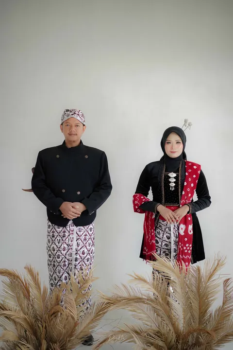 Foto sampul undangan Aji & Linda