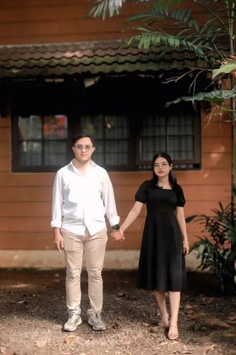 Foto sampul undangan Umar & Mayang