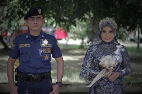 Foto sampul undangan Lili & Usna