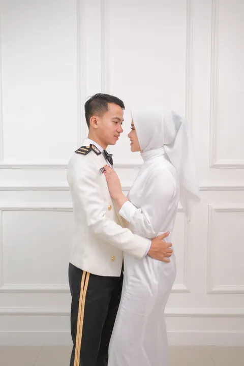 Foto sampul undangan Dr. Hana & Dr. Gema