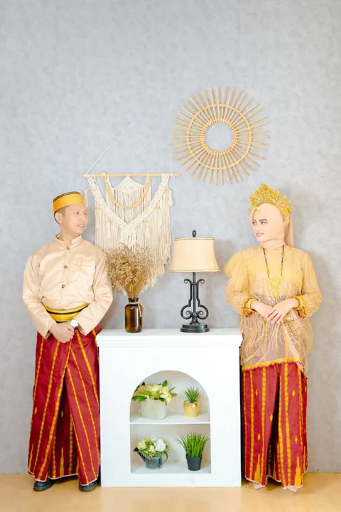 Foto sampul undangan Hasrul & Sarah