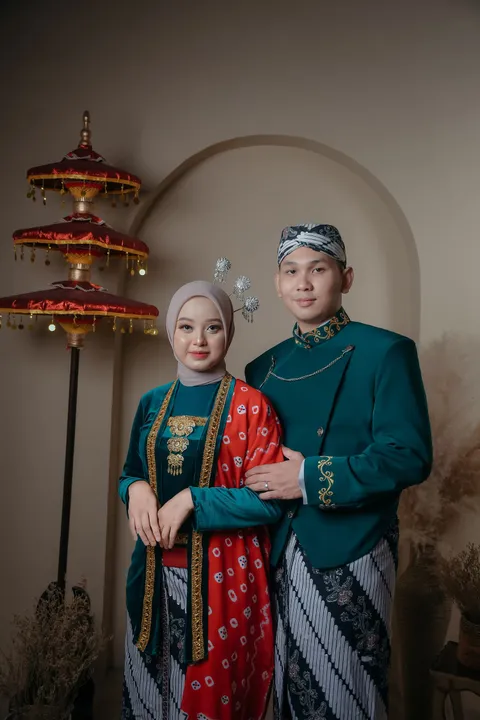 Foto sampul undangan Iqbaal & Lulu