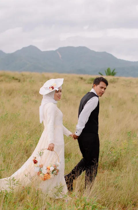 Foto sampul undangan Farid & Hilda