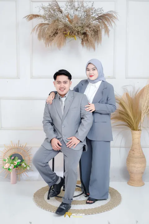 Foto sampul undangan Ira & Diki