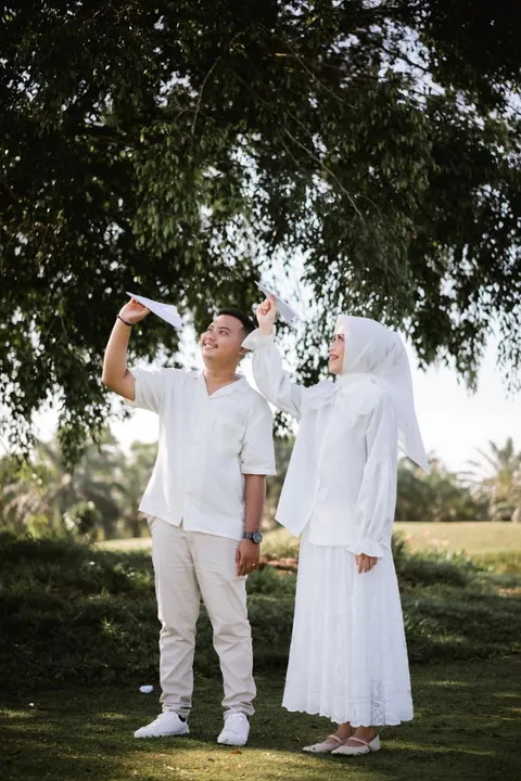 Foto sampul undangan Hisyam & Anis