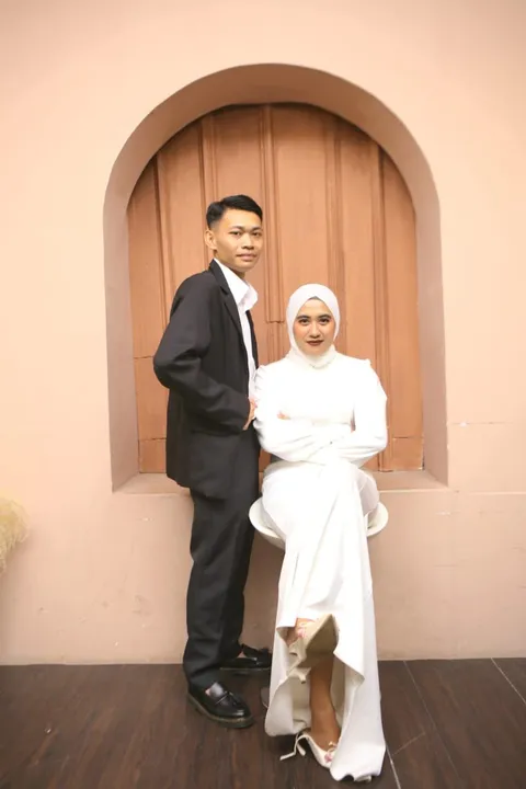 Foto sampul undangan Tommy Yudha Persianto & Meli Lestari