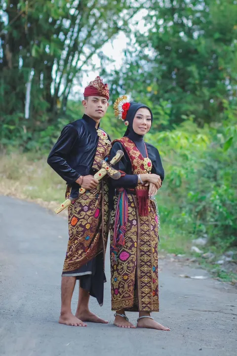 Foto sampul undangan Ratna & Yudi