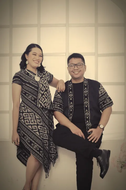 Foto sampul undangan Tri & Ami
