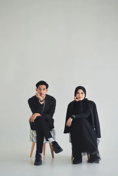 Foto sampul undangan Bukhari & Razni