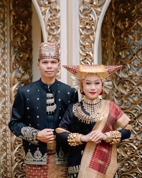 Foto sampul undangan Risky & Sukma