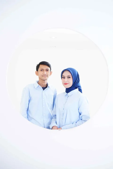 Foto sampul undangan Adhi & Sarah