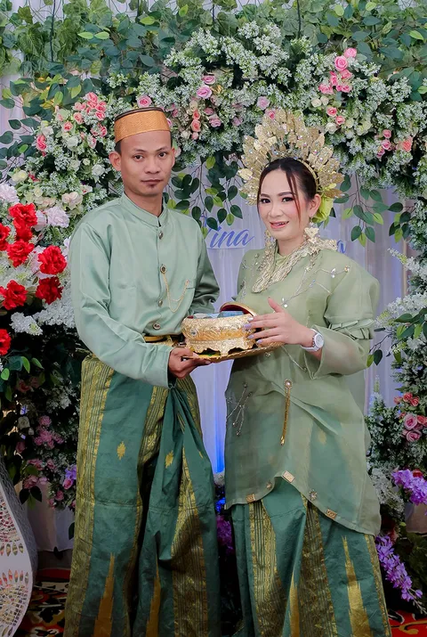 Foto sampul undangan Arga & Vina