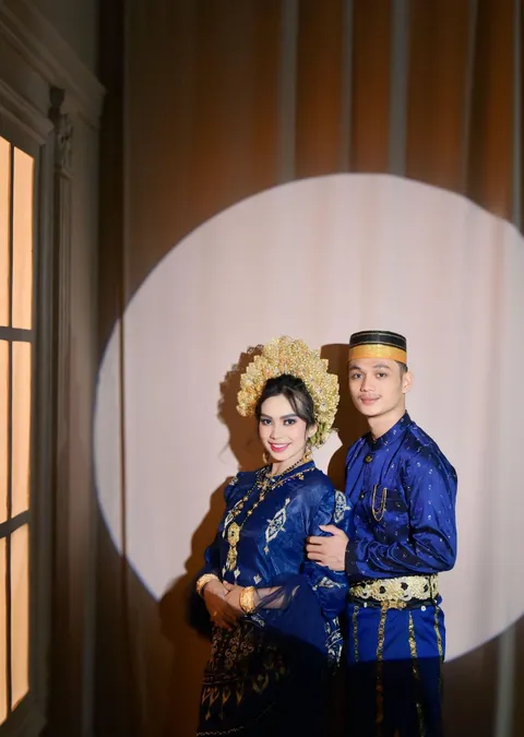 Foto sampul undangan Zella & Aldi