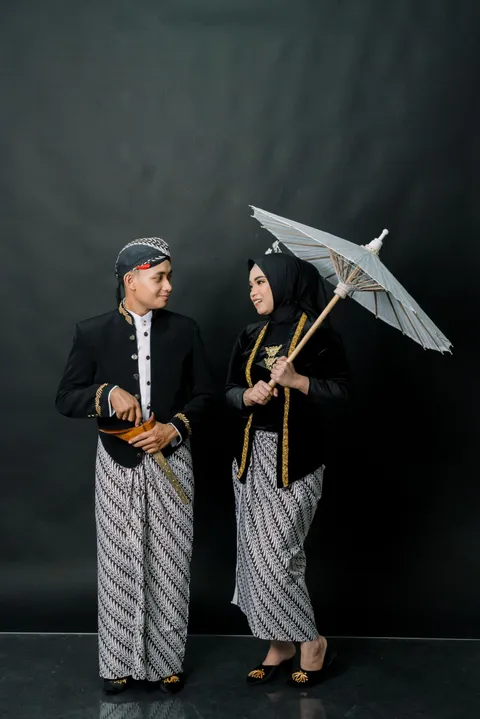 Foto sampul undangan Dinda & Ihan