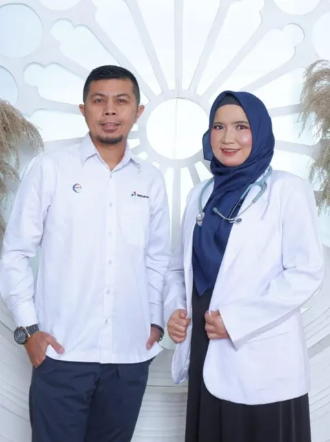 Foto sampul undangan Joe & Ayi