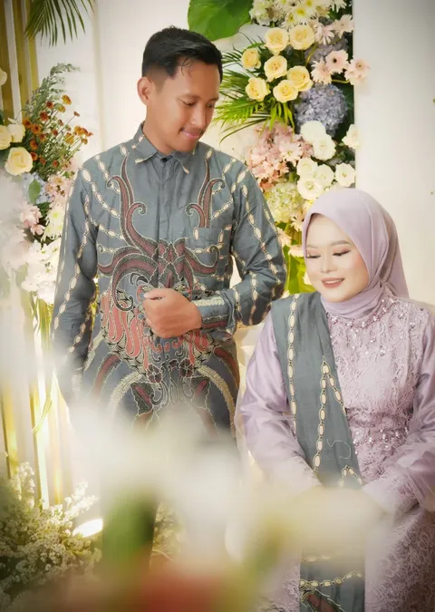 Foto sampul undangan Kodir & Sani