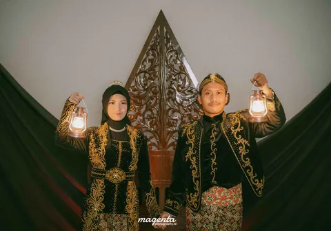 Foto sampul undangan Dani & Salsa