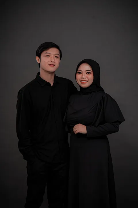 Foto sampul undangan Nur & Fani