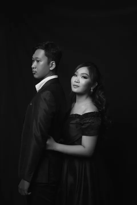 Foto sampul undangan Paulin & Andrew