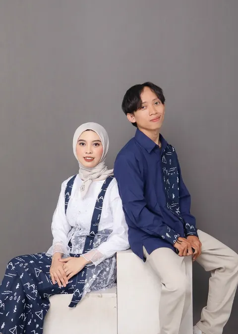Foto sampul undangan Lia & Ali